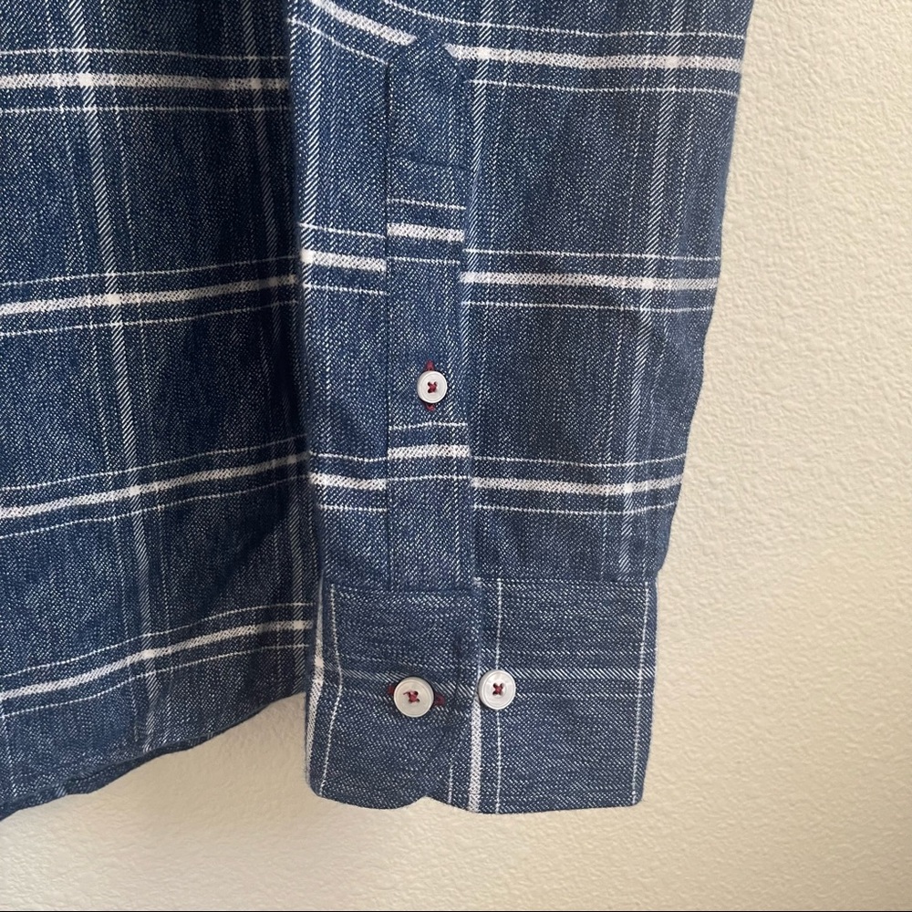 Untuckit Heather Checks Button Down Long Sleeve S… - image 3